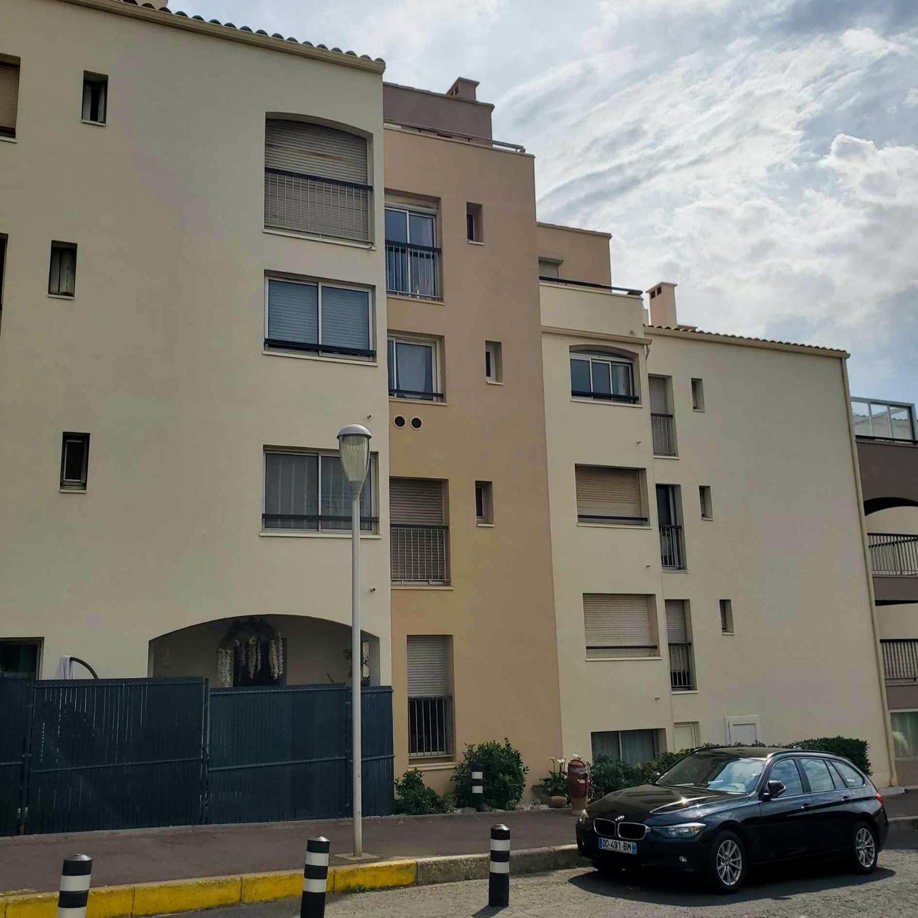 Grand Appartement Proche Port Et Plages, 6 A 8 Pers, 3 Chambres, Climatise Agde Bagian luar foto