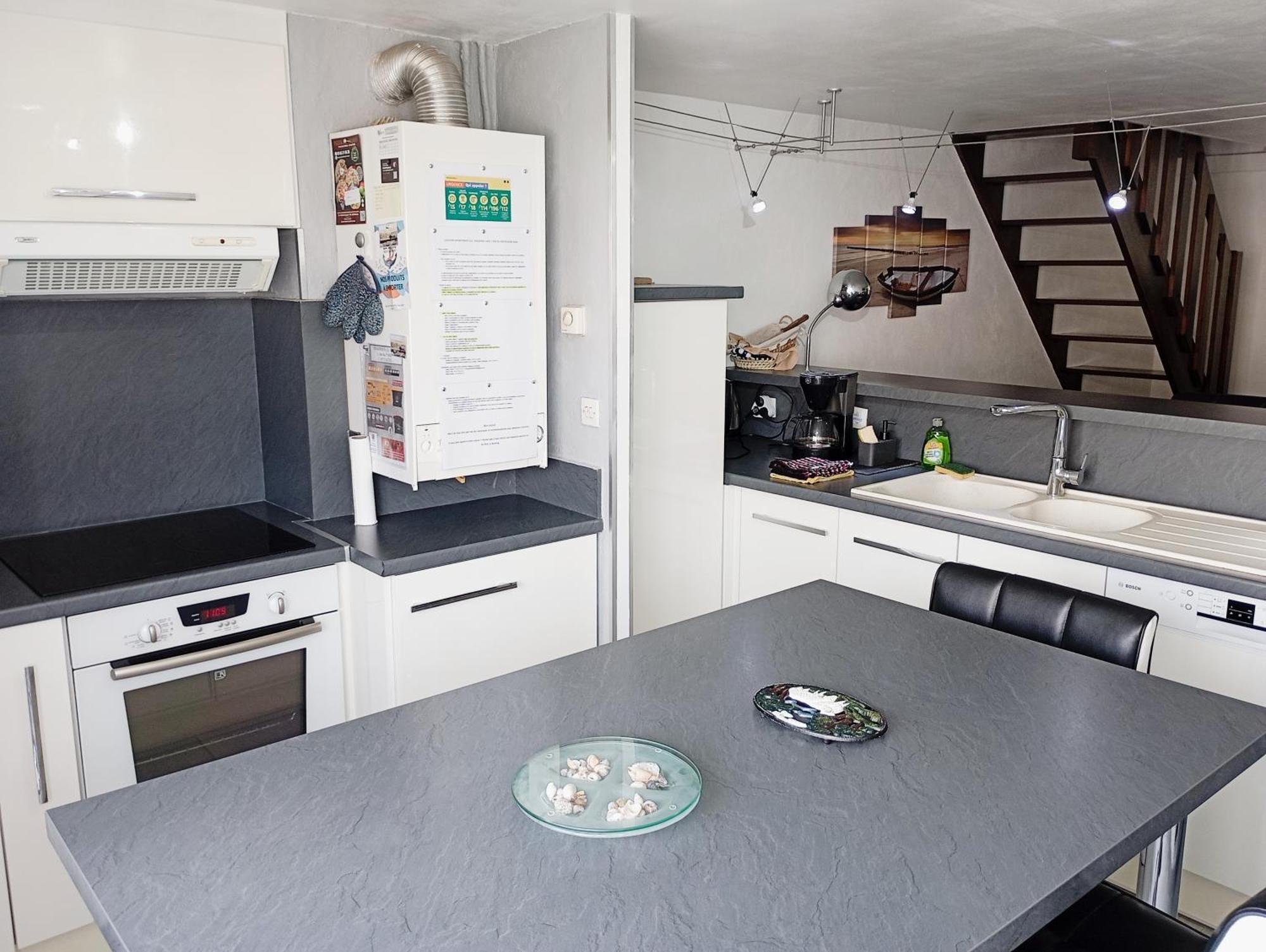 Grand Appartement Proche Port Et Plages, 6 A 8 Pers, 3 Chambres, Climatise Agde Bagian luar foto